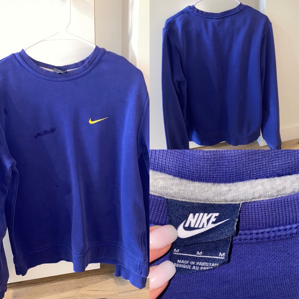 Vintage Purple Nike Sweatshirt